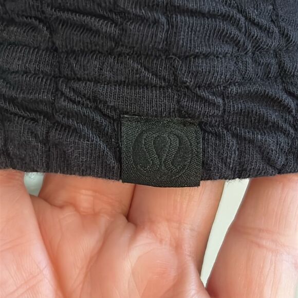 Lululemon Rippled Full Zip Jacket Black Size 2 - Picture 7 of 10